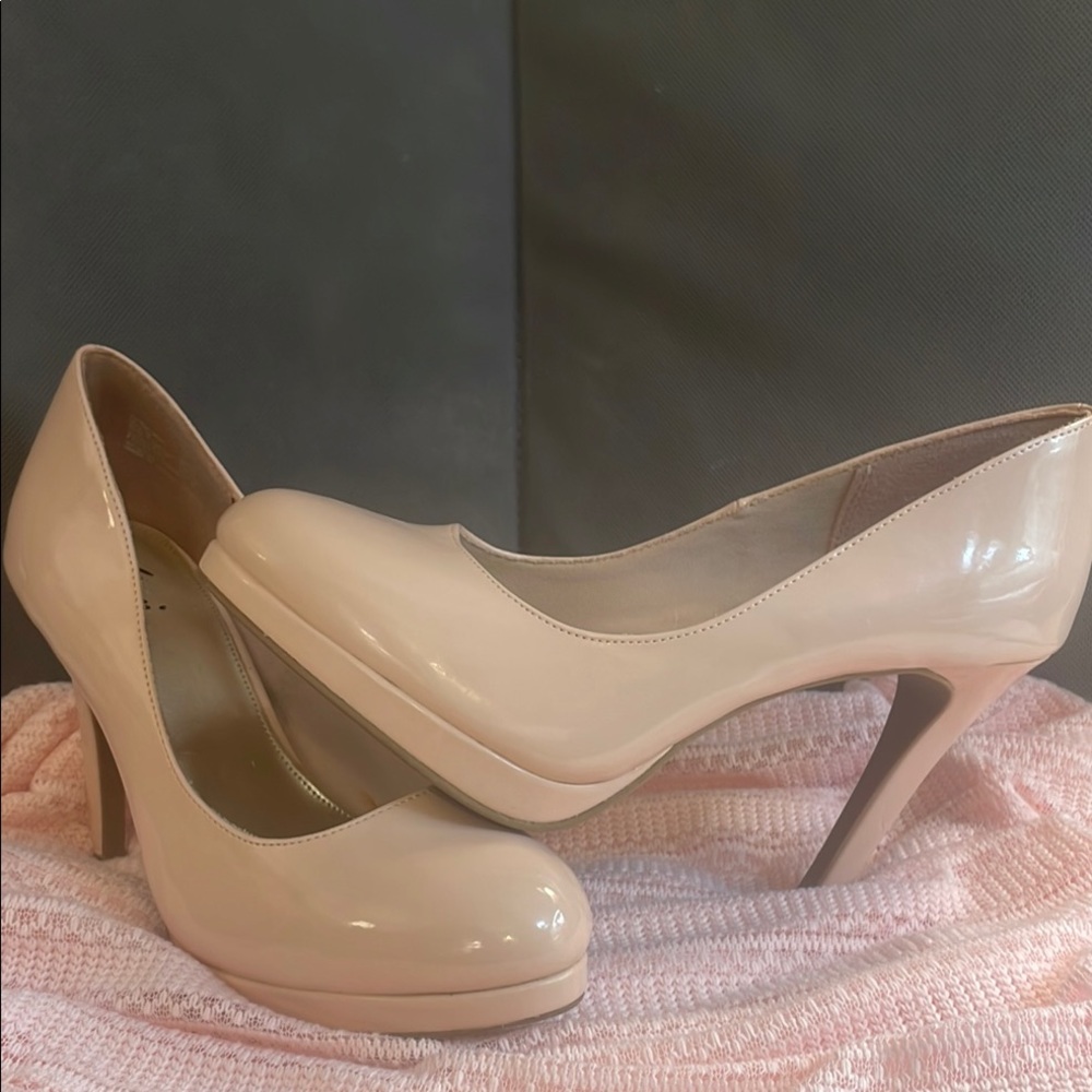 Fioni Vintage Pale Pink Patent Leather Platform Heels.